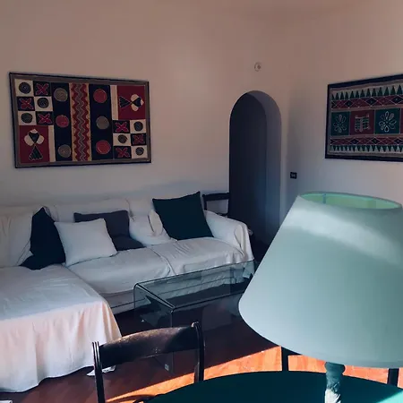 Paola House Apartment