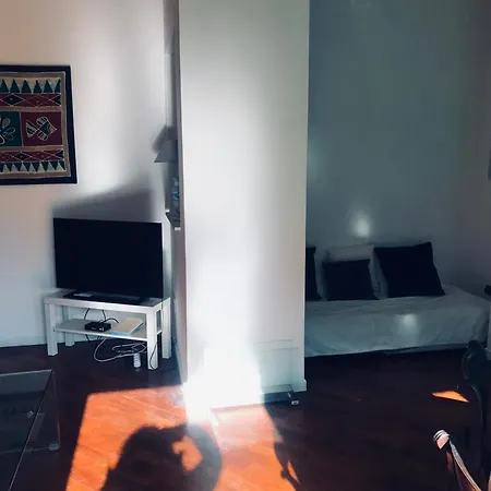 Paola House Apartment